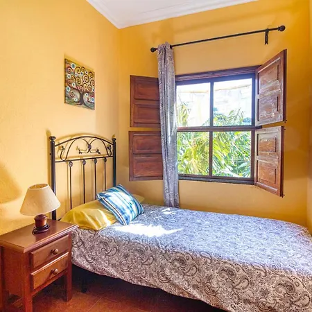 בית נופש Casa Micaela *