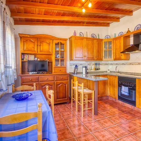 Casa Micaela Holiday home *