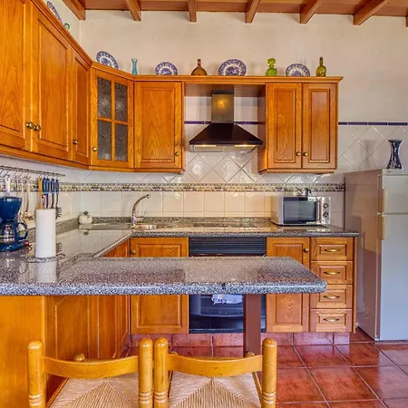 Casa Micaela Holiday home *